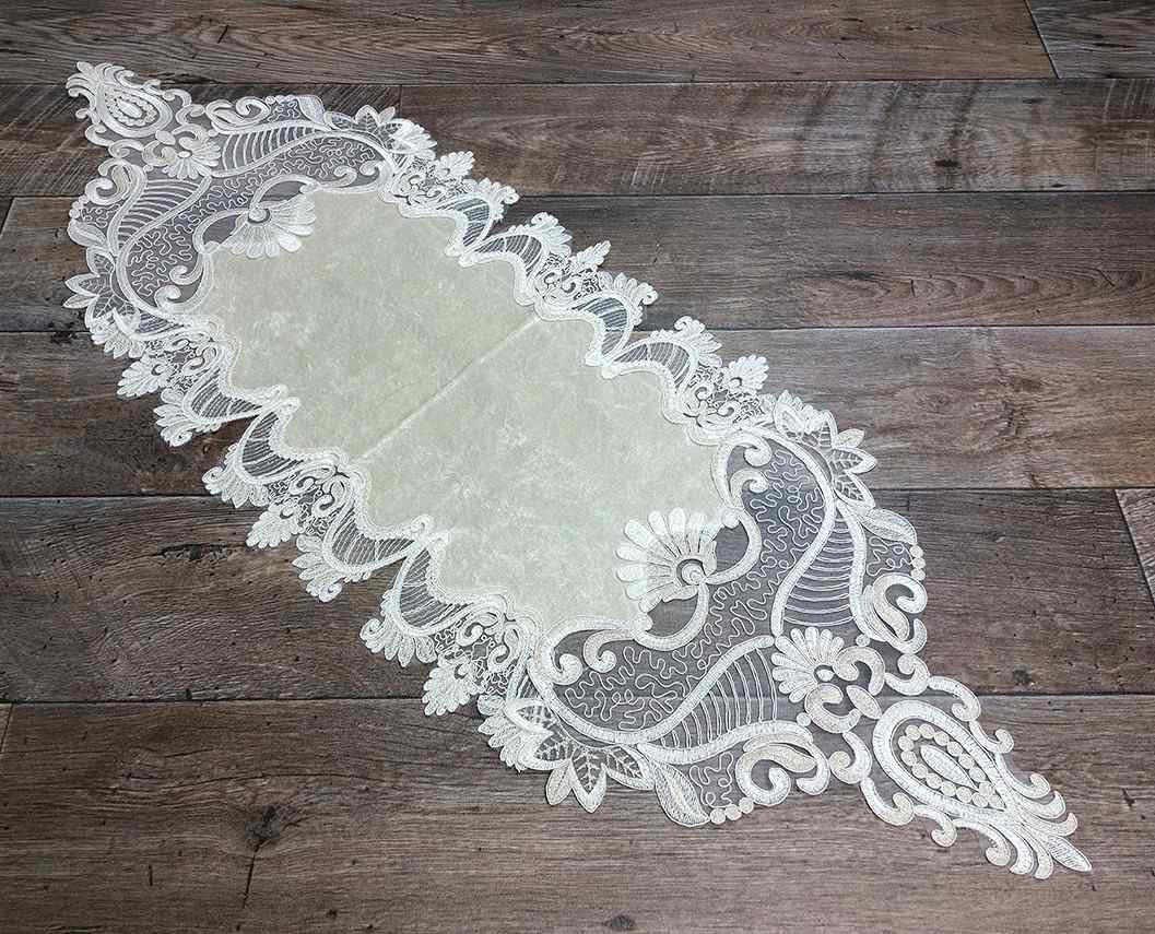 Runner in velluto con tulle ricamato 45 x 120 cm - R104