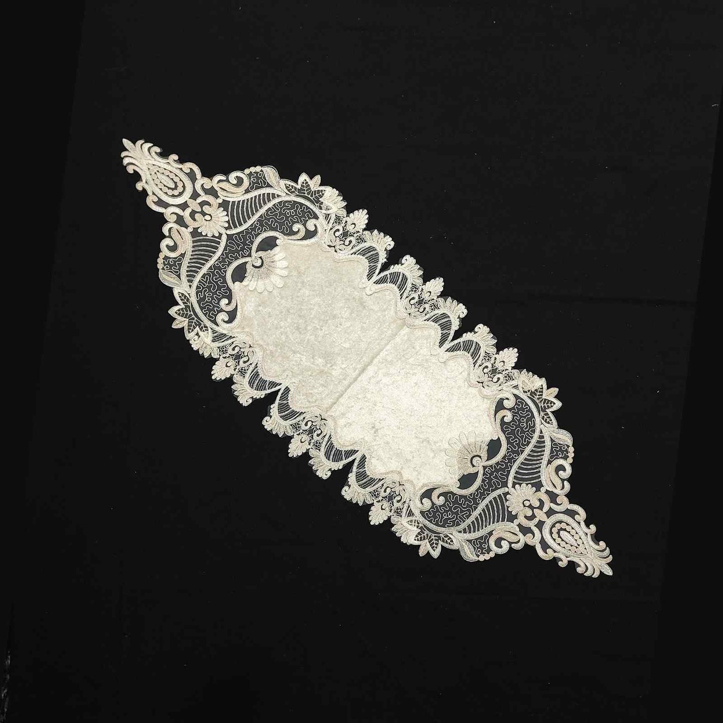 Set centrini 5 pezzi in velluto con tulle ricamato - Turin